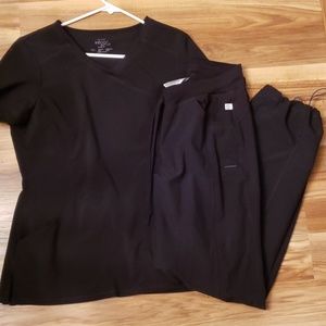 Cherokee Infinity scrubs